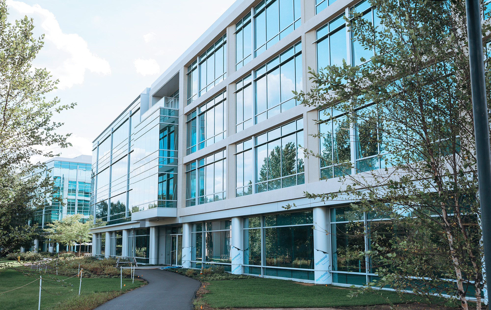 How Precast Builds Banner Image 1